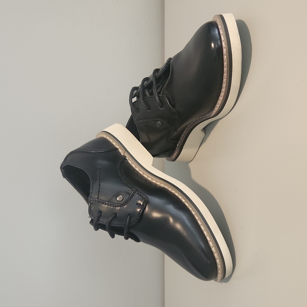 Boys 12 black lace dress shoe